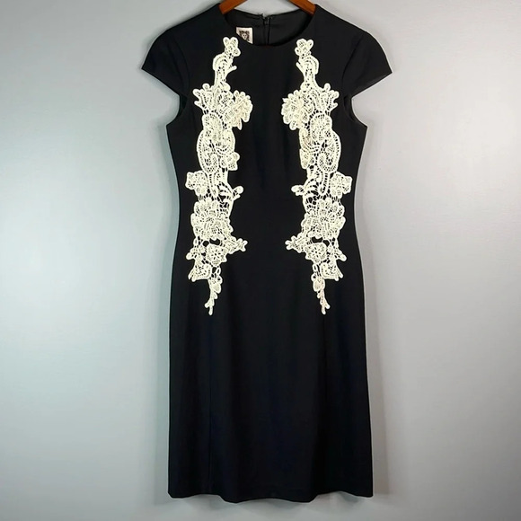 ANNE KLEIN Dainty Dress Black White Lace Appliqué Sheath Midi Cap Sleeves Size 4 - Picture 11 of 11